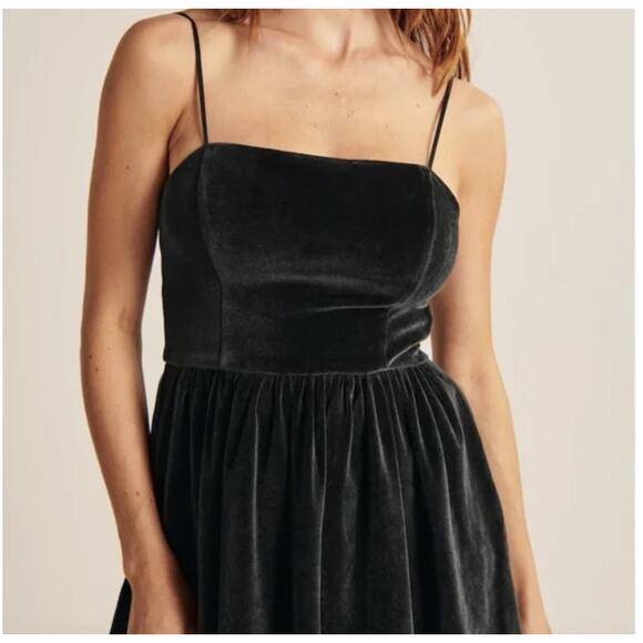 Abercrombie & Fitch Dark Grey Velvet Dress with Bubble Hem - women's large (p) - Picture 4 of 10